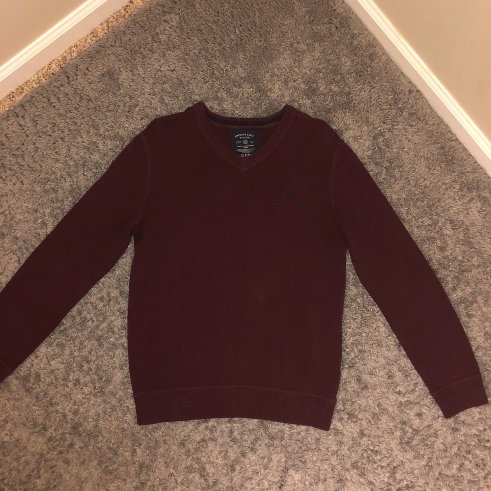 American Eagle Maroon Sweater Men’s Small